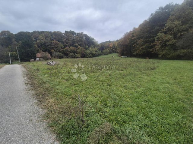Terreno in vendita 1300 m² – Luka