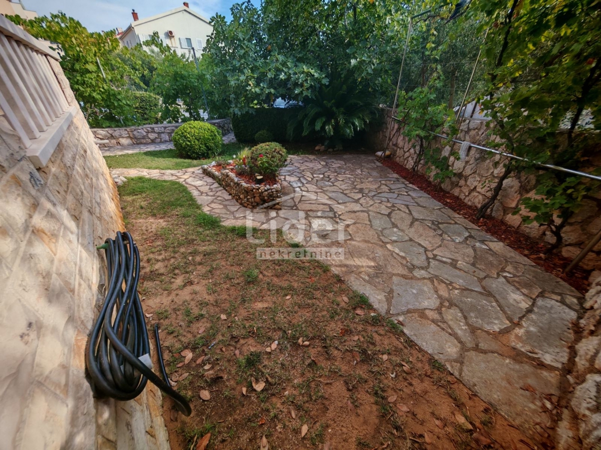 Flat For sale - LIČKO-SENJSKA NOVALJA