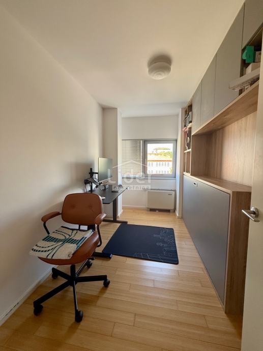 Appartement À louer - Primorsko-goranska Rijeka - foto 4/15