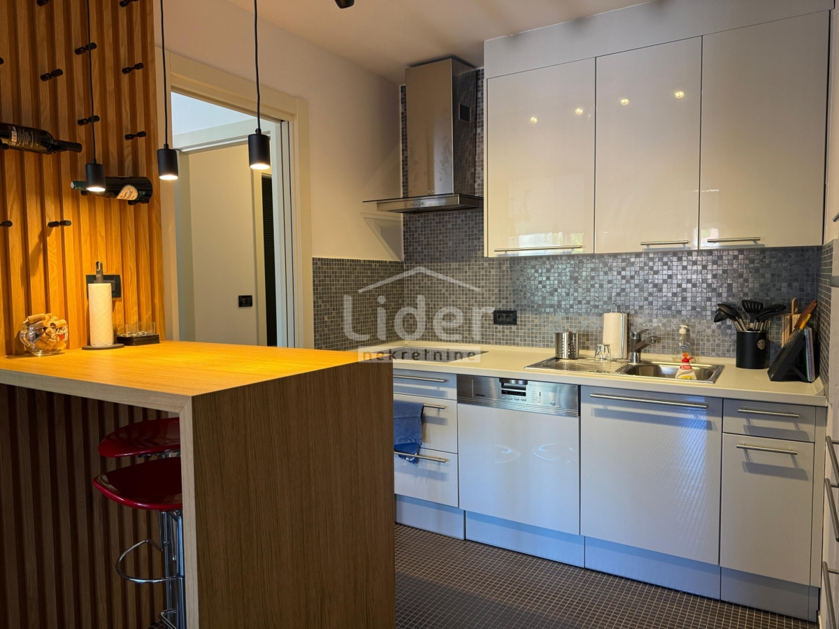 Appartement À louer - PRIMORSKO-GORANSKA RIJEKA