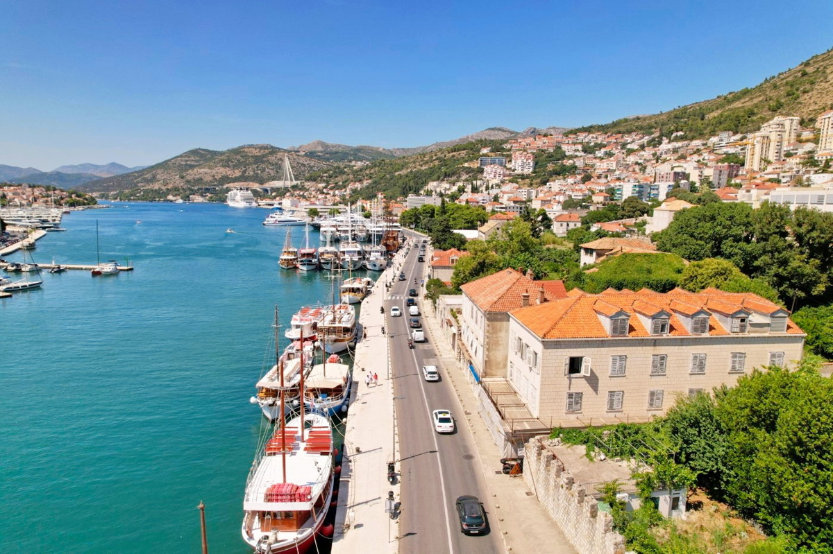 Poslovni prostori Na predaj - DUBROVAČKO-NERETVANSKA DUBROVNIK