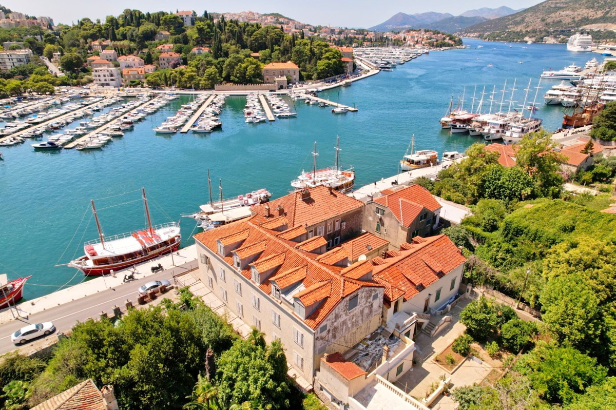 Poslovni prostori Na predaj - DUBROVAČKO-NERETVANSKA DUBROVNIK