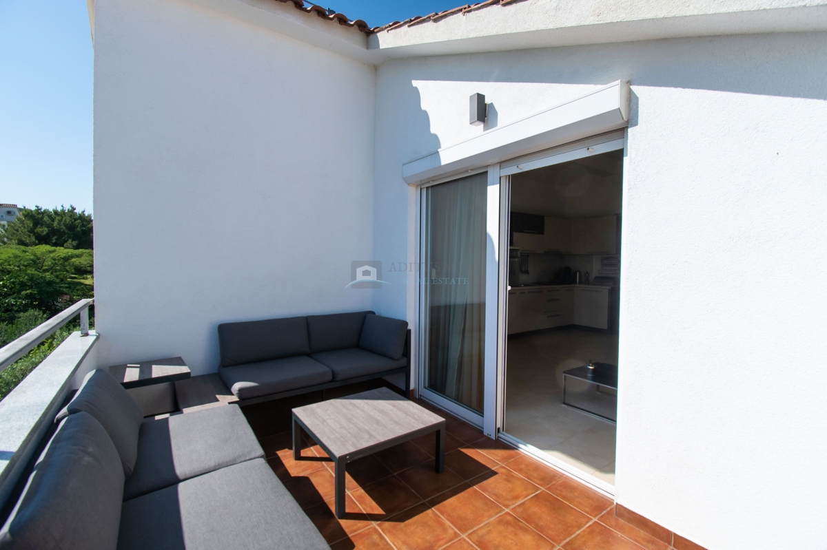 Appartamento Da affittare - ŠIBENSKO-KNINSKA VODICE