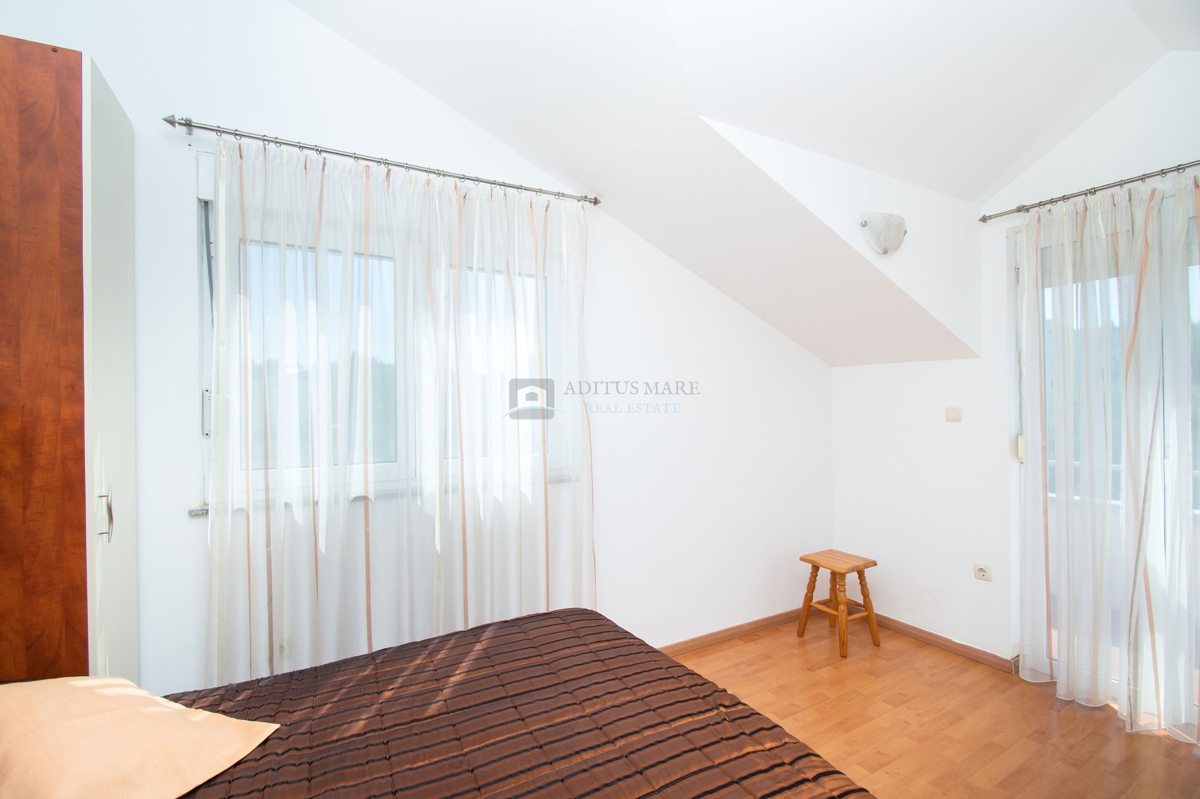 Appartamento Da affittare - ŠIBENSKO-KNINSKA VODICE
