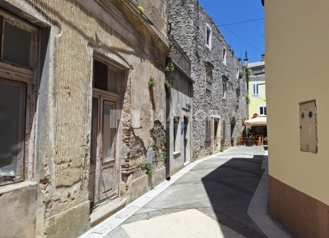 Hiša Naprodaj - Ličko-senjska Senj - foto 3/7