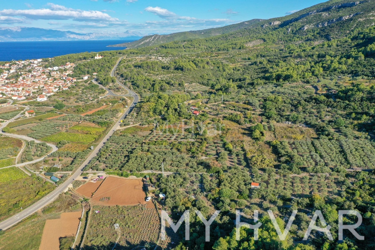 Land For sale - SPLITSKO-DALMATINSKA JELSA