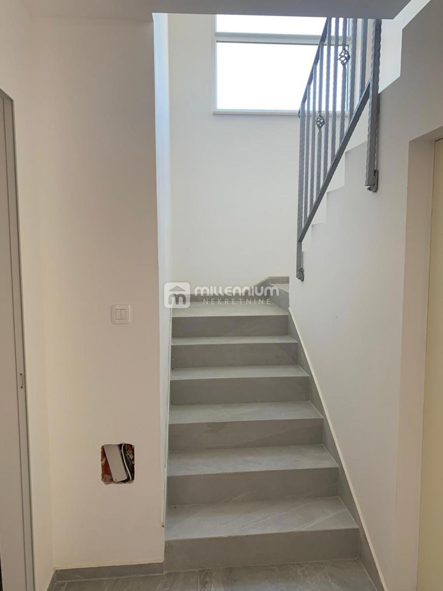 Casa In vendita - PRIMORSKO-GORANSKA KRK