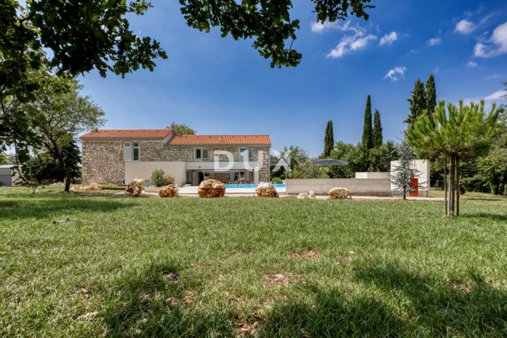 Dům na prodej 320 m² – Poreč