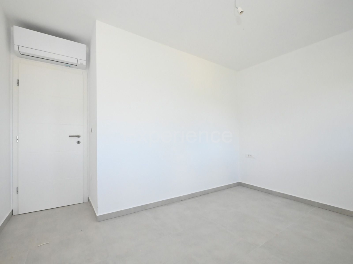 Apartmán Na predaj - ISTARSKA POREČ