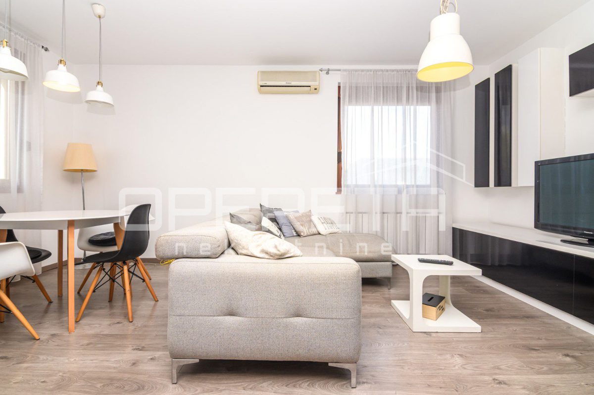 Appartement À louer - Grad Zagreb Zagreb - foto 1/13