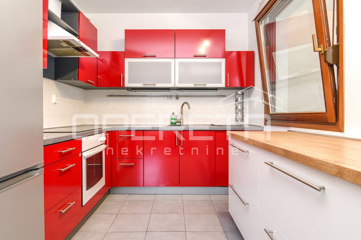 Appartement À louer - Grad Zagreb Zagreb - foto 2/13