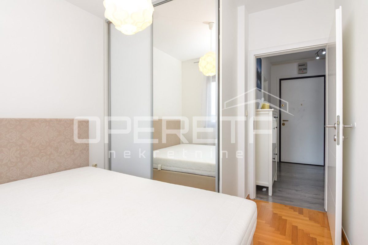 Appartement À louer - Grad Zagreb Zagreb - foto 4/13