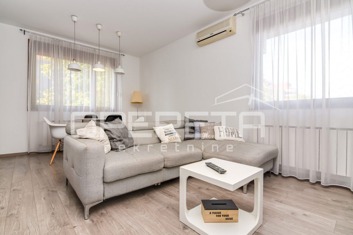 Appartement À louer - GRAD ZAGREB ZAGREB