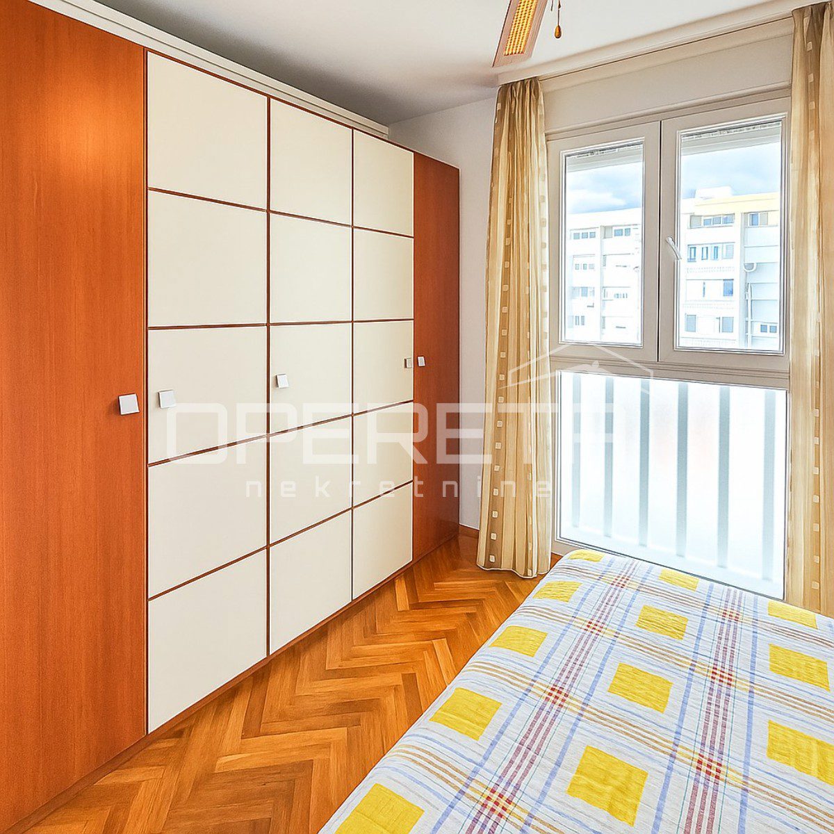 Apartmán Na predaj - SPLITSKO-DALMATINSKA SPLIT