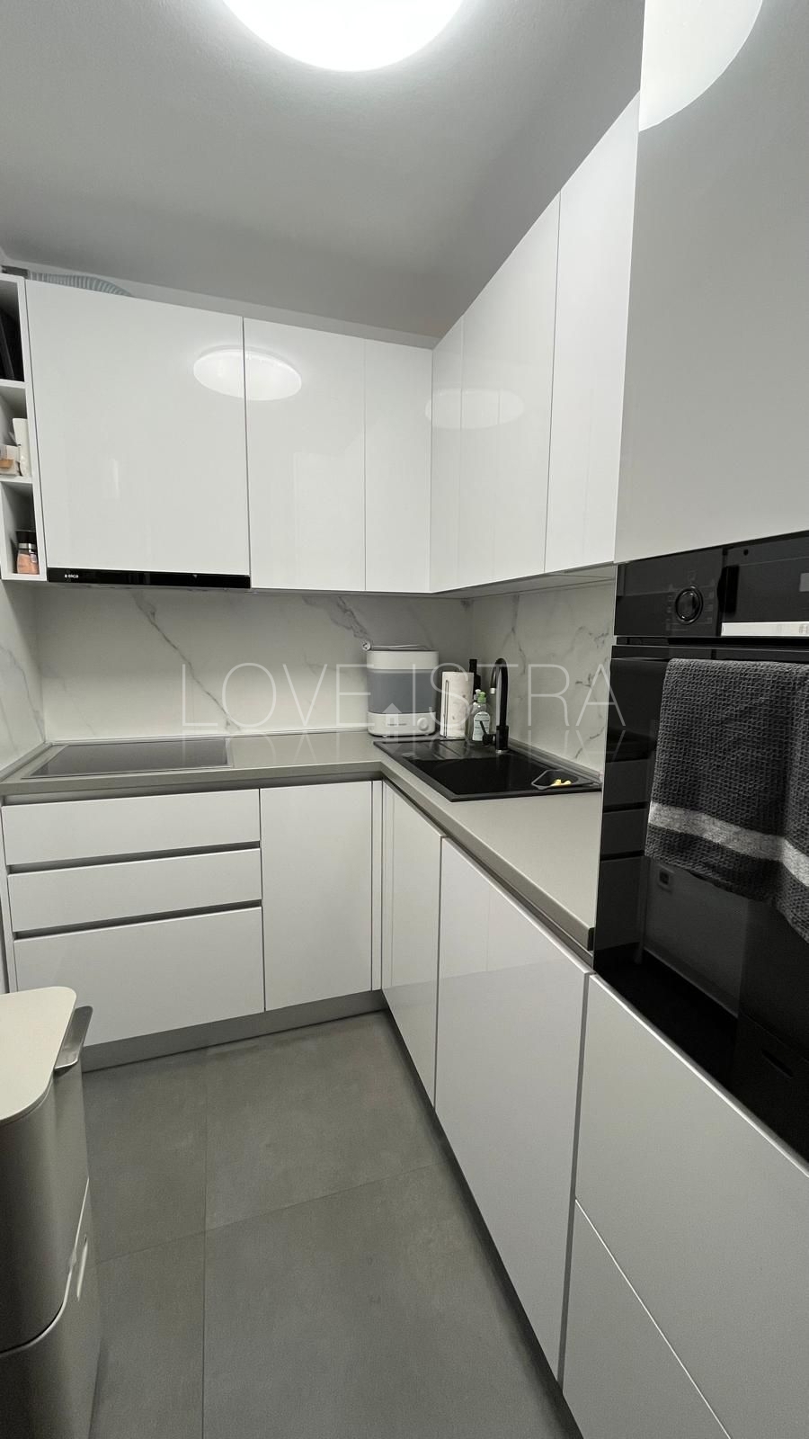 Apartma Na predaj - ISTARSKA POREČ