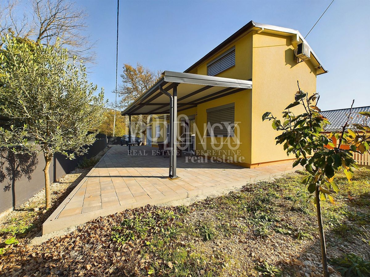 Hiša Na predaj - Primorsko-goranska Vinodolska Općina - foto 2/6