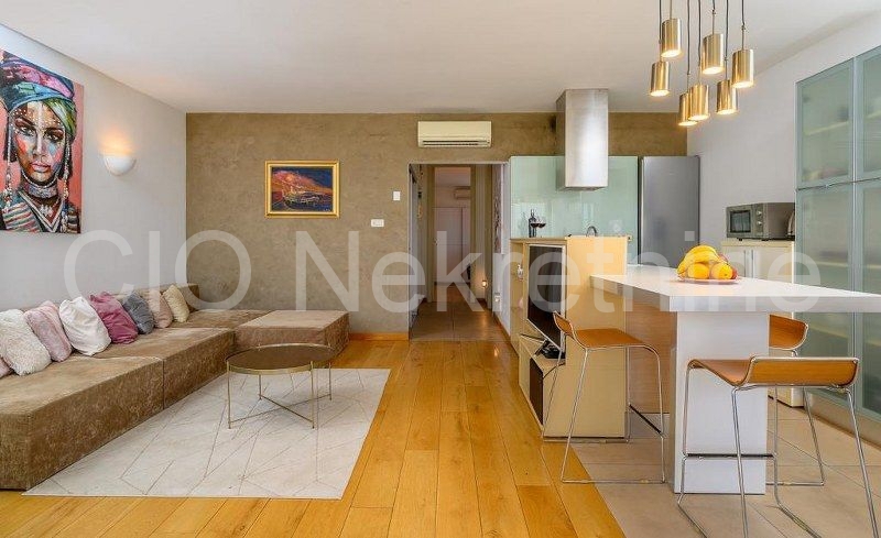 Apartma Na predaj - SPLITSKO-DALMATINSKA SPLIT
