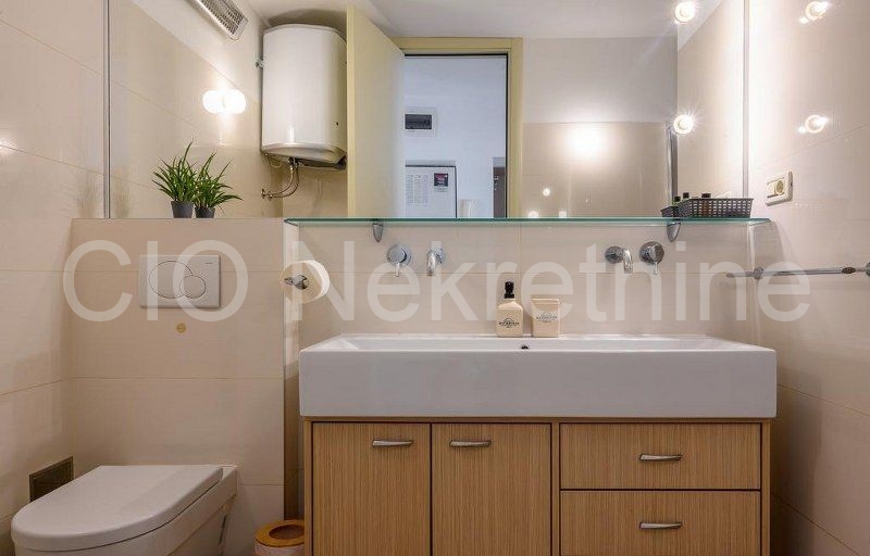Apartma Na predaj - SPLITSKO-DALMATINSKA SPLIT