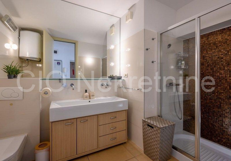 Apartma Na predaj - SPLITSKO-DALMATINSKA SPLIT
