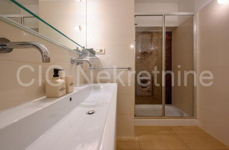 Apartma Na predaj - SPLITSKO-DALMATINSKA SPLIT