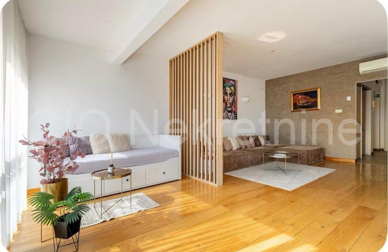 Apartma Na predaj - SPLITSKO-DALMATINSKA SPLIT
