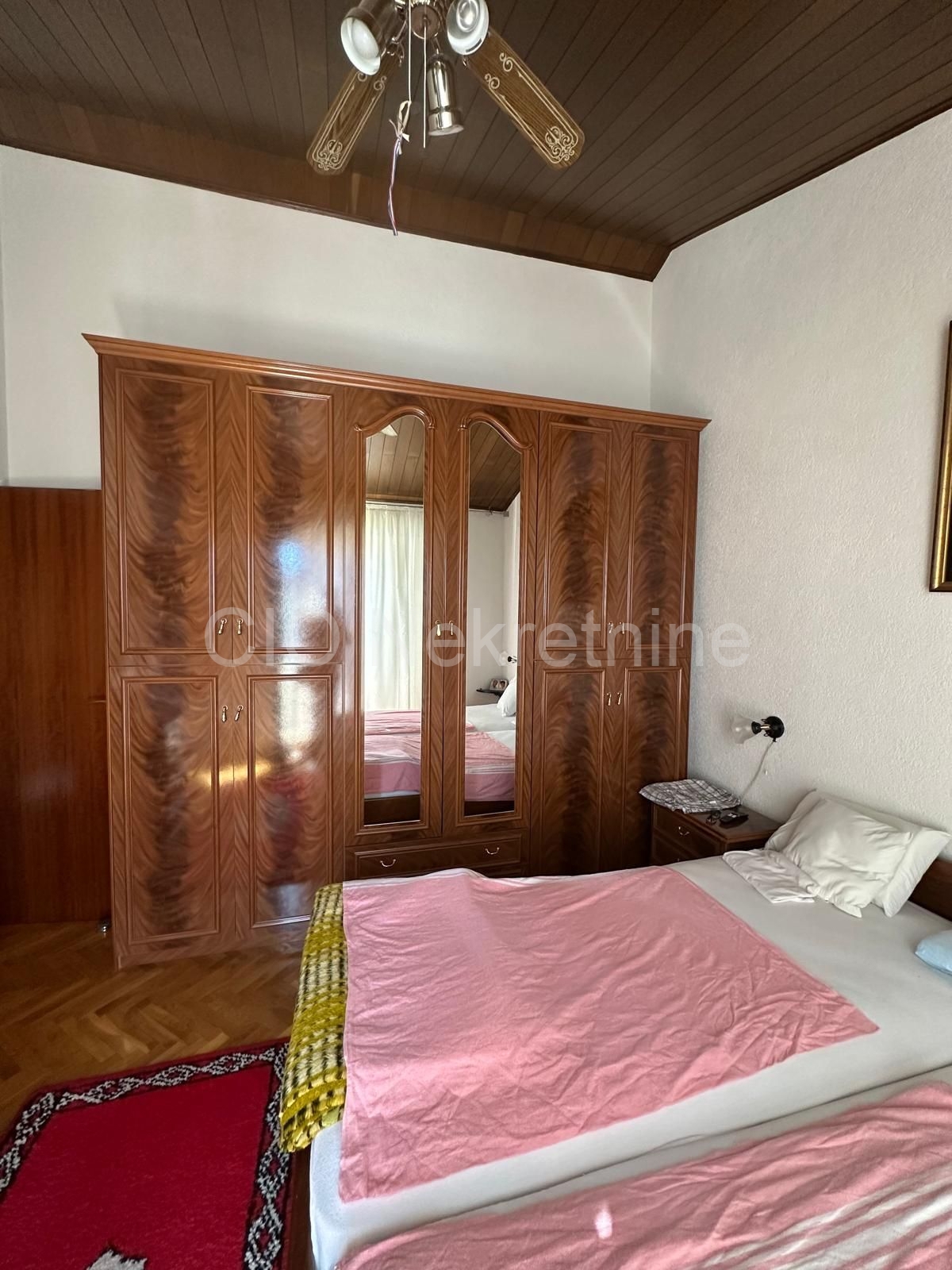 House For sale - SPLITSKO-DALMATINSKA BRAČ