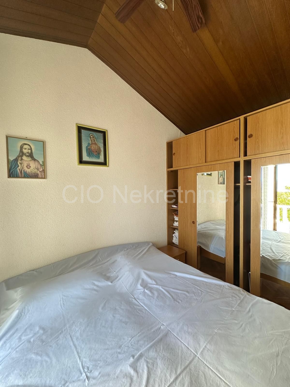 House For sale - SPLITSKO-DALMATINSKA BRAČ