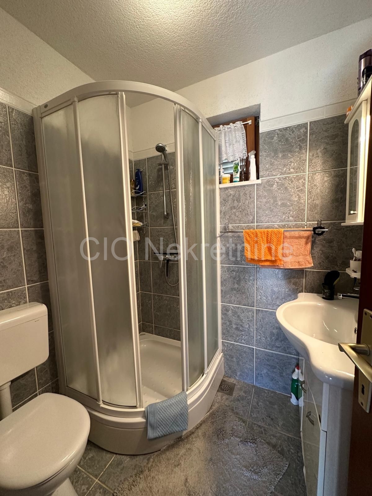 House For sale - SPLITSKO-DALMATINSKA BRAČ