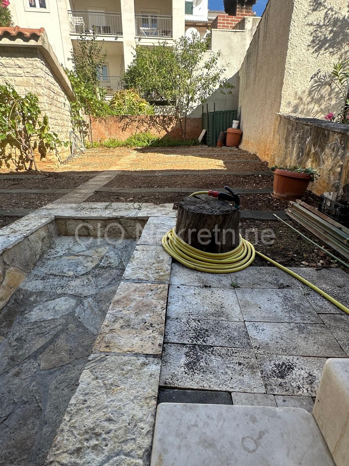 House For sale - SPLITSKO-DALMATINSKA BRAČ