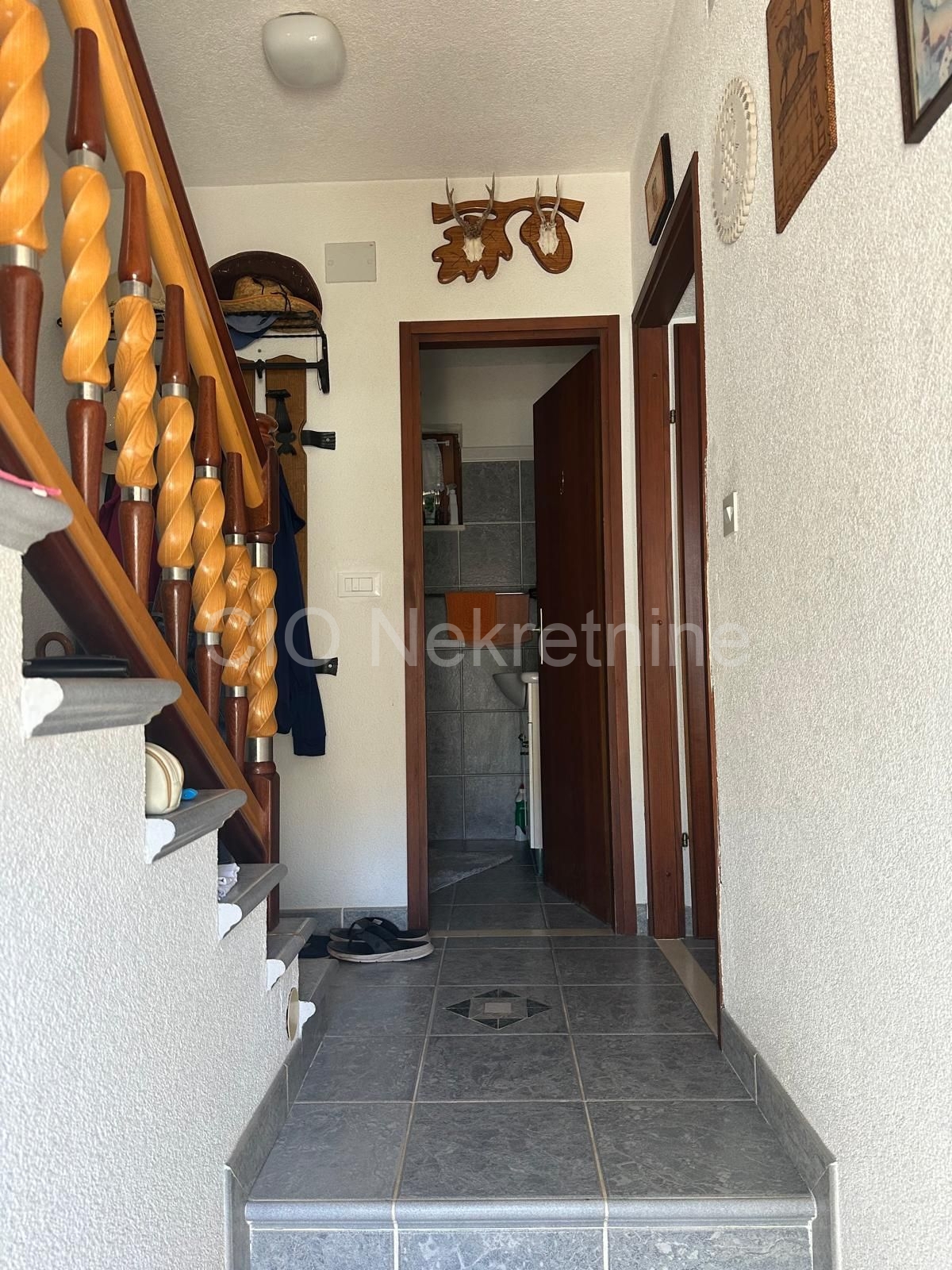 House For sale - SPLITSKO-DALMATINSKA BRAČ