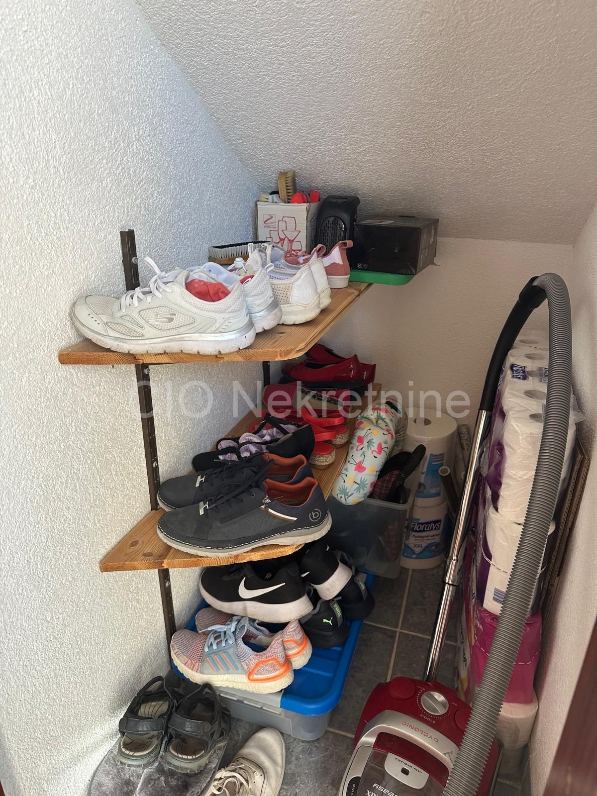 House For sale - SPLITSKO-DALMATINSKA BRAČ