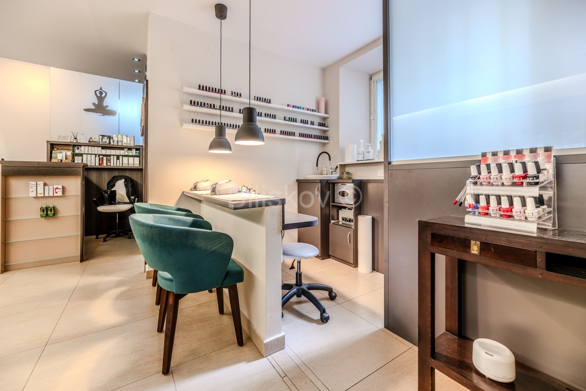 Lokal użytkowy Na sprzedaż - GRAD ZAGREB ZAGREB