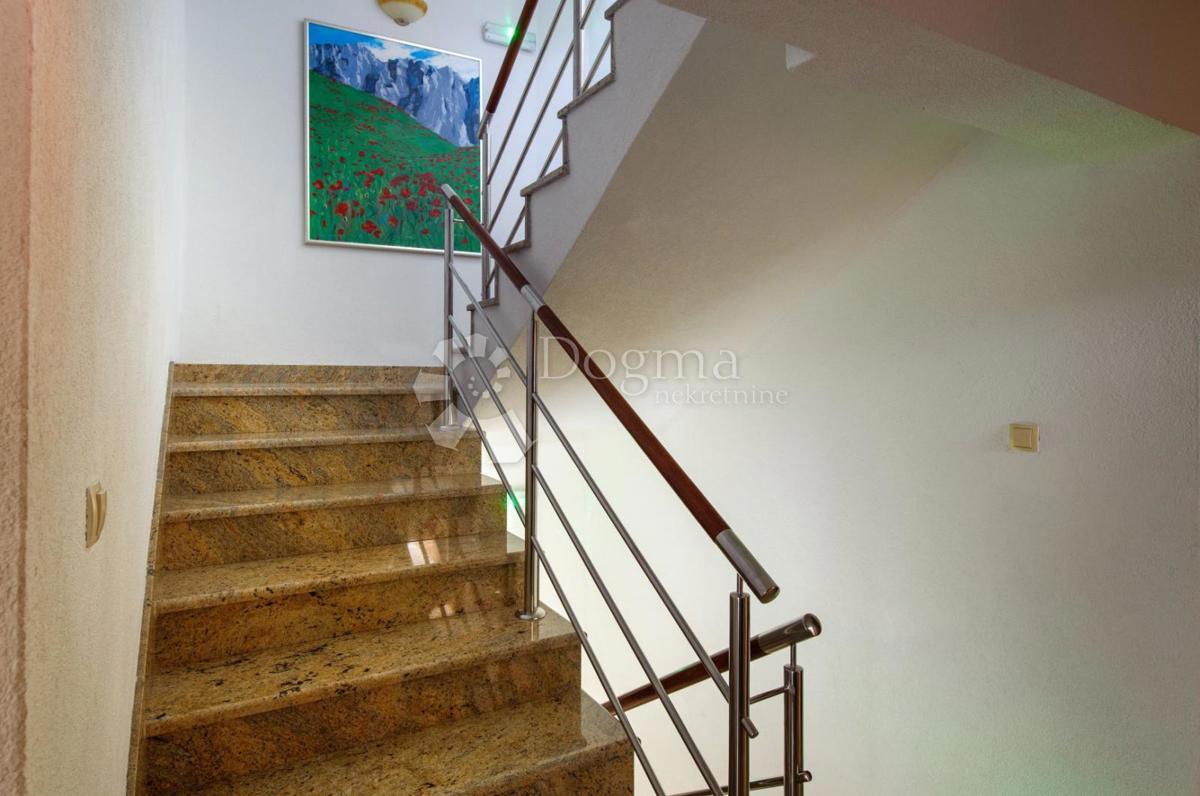 Kuća Na prodaju - SPLITSKO-DALMATINSKA GRADAC