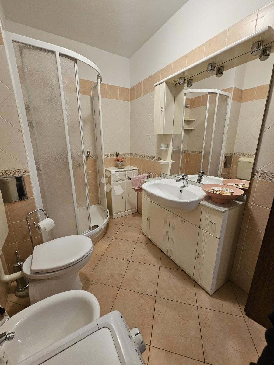 Appartement À louer - PRIMORSKO-GORANSKA RIJEKA