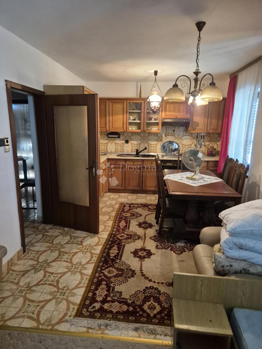Kuća Na prodaju - PRIMORSKO-GORANSKA NOVI VINODOLSKI