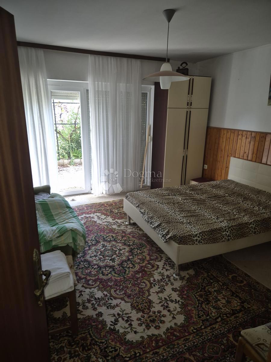 Kuća Na prodaju - PRIMORSKO-GORANSKA NOVI VINODOLSKI