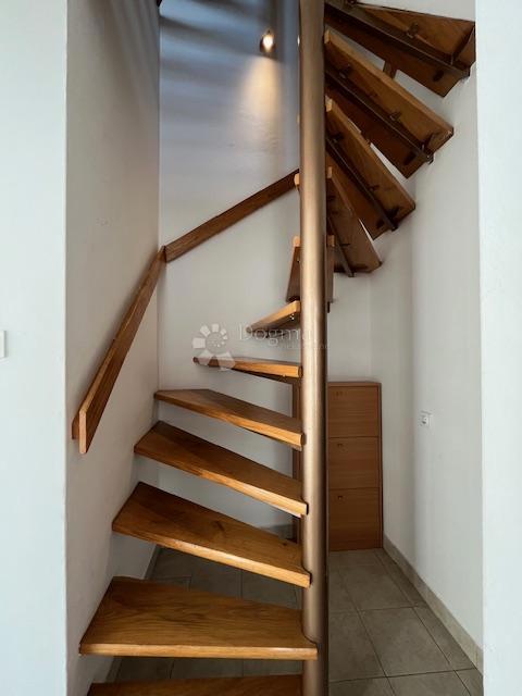 Haus Zu verkaufen - PRIMORSKO-GORANSKA CRIKVENICA