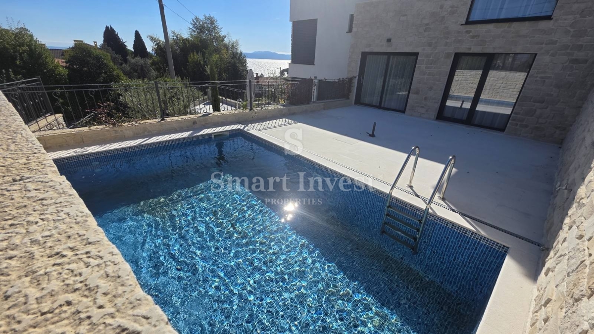 Flat For sale - PRIMORSKO-GORANSKA LOVRAN