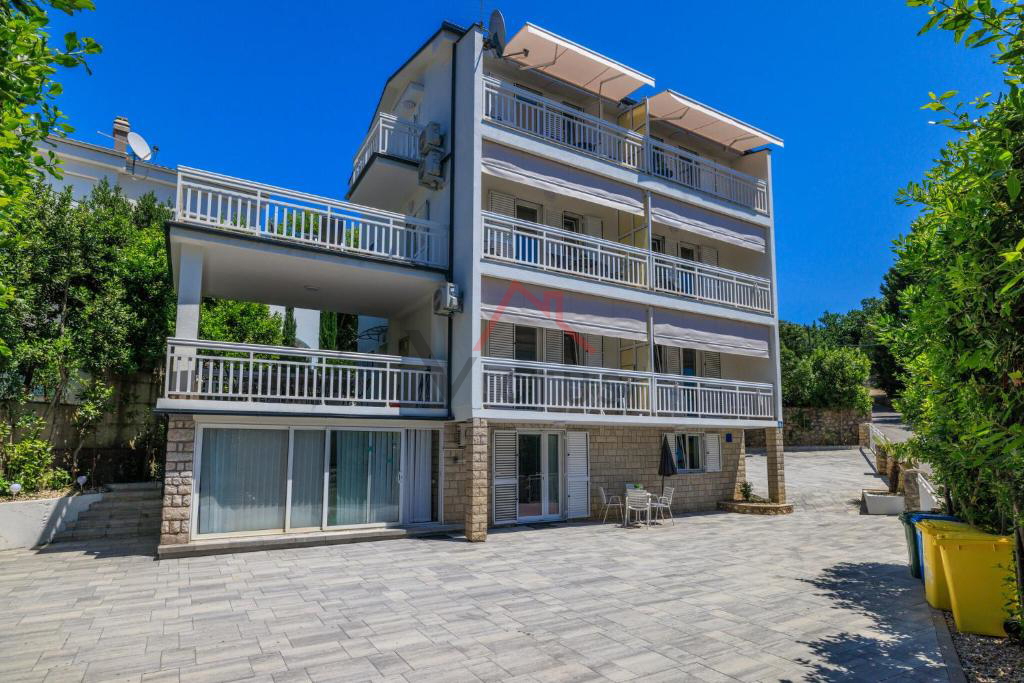 Kuća Na prodaju - PRIMORSKO-GORANSKA CRIKVENICA