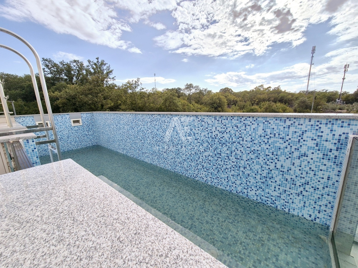 Apartma Na predaj - PRIMORSKO-GORANSKA KRK
