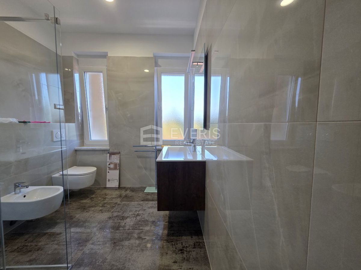 Flat For rent - PRIMORSKO-GORANSKA RIJEKA