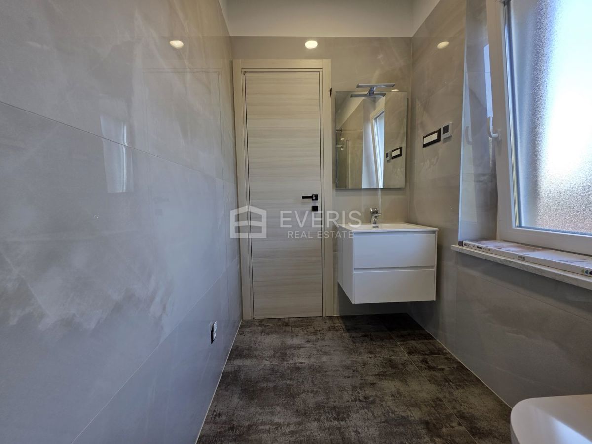 Flat For rent - PRIMORSKO-GORANSKA RIJEKA