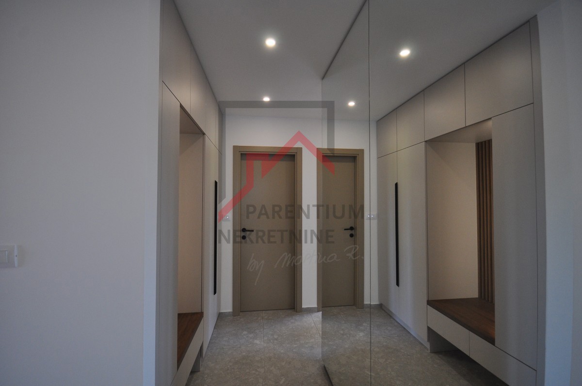 Apartmán Na predaj - ISTARSKA POREČ