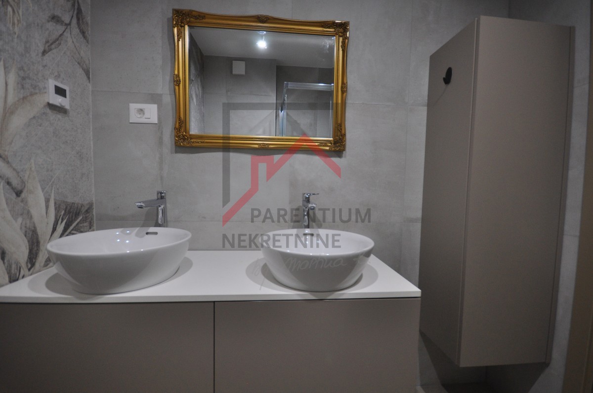 Apartmán Na predaj - ISTARSKA POREČ