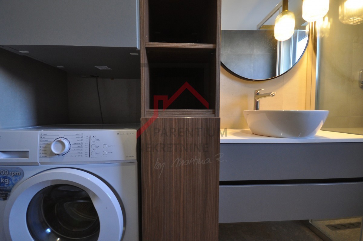 Apartmán Na predaj - ISTARSKA POREČ