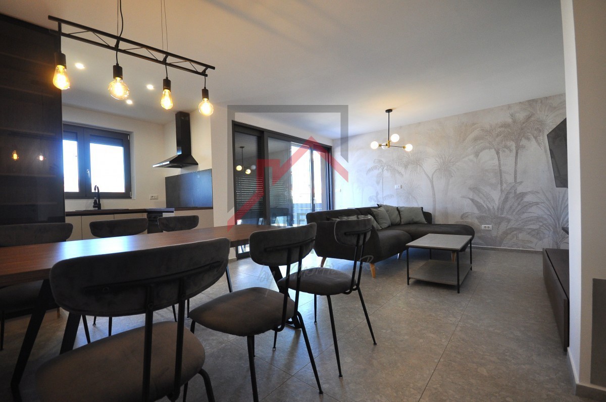 Apartmán Na predaj - ISTARSKA POREČ