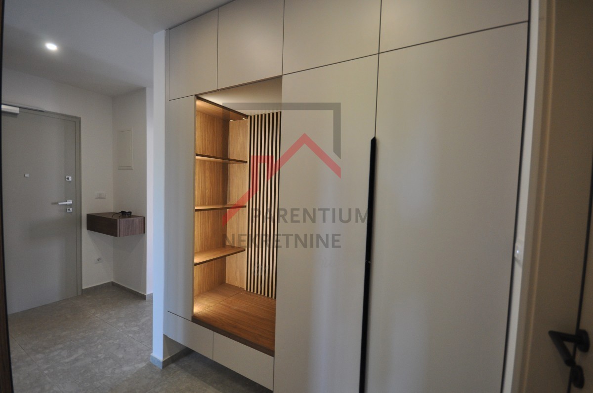 Apartmán Na predaj - ISTARSKA POREČ