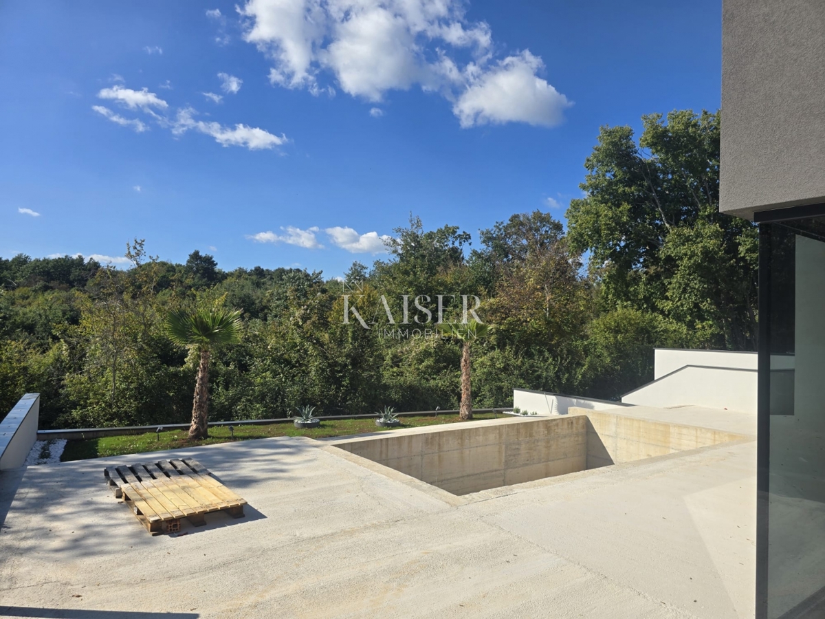 House For sale - ISTARSKA BARBAN