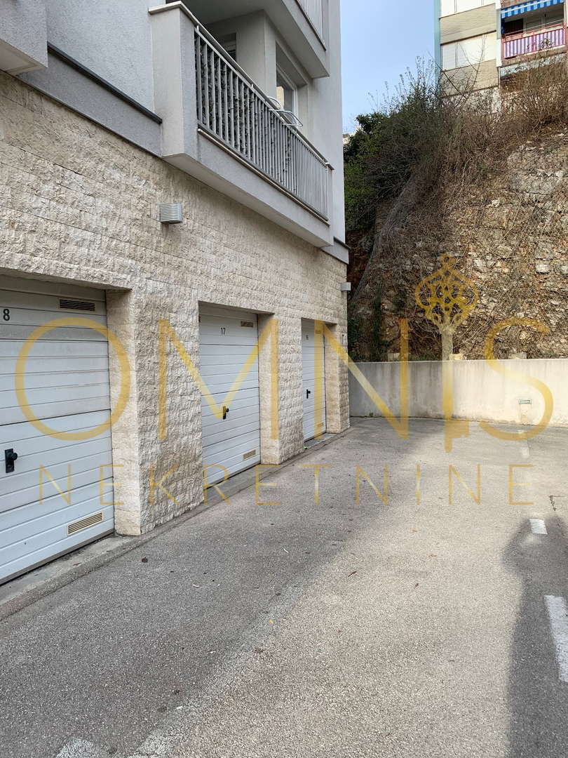 Appartement À louer - PRIMORSKO-GORANSKA RIJEKA