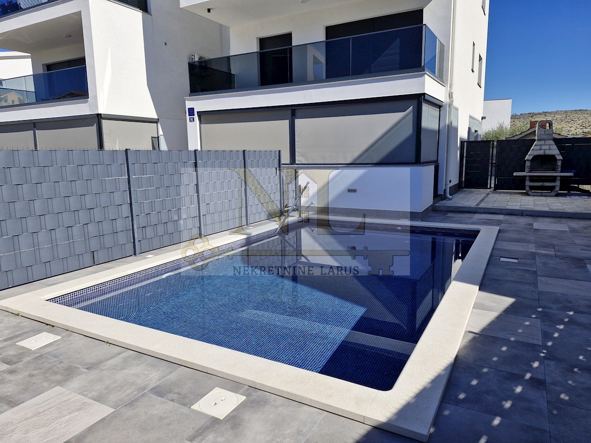 Appartement À vendre - SPLITSKO-DALMATINSKA ČIOVO